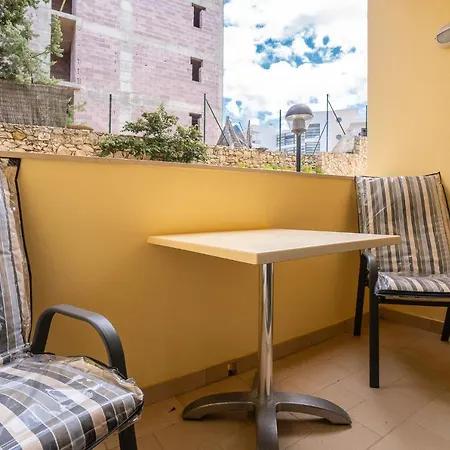 Apartment Vira Holidays *
