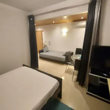 Vira Holidays Albufeira